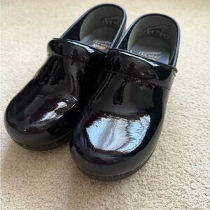 Dansko Kids Shiny Black Dress Clogs